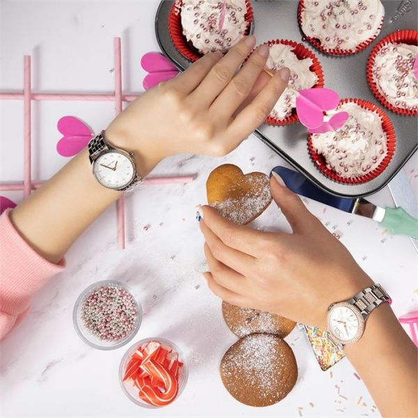 Michael Kors MK6797 Bayan Kol Saati