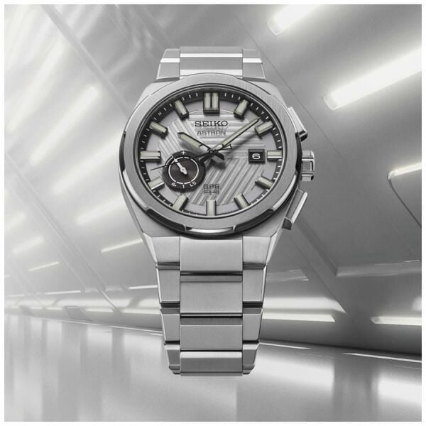 SEIKO ASTRON SSJ037J1